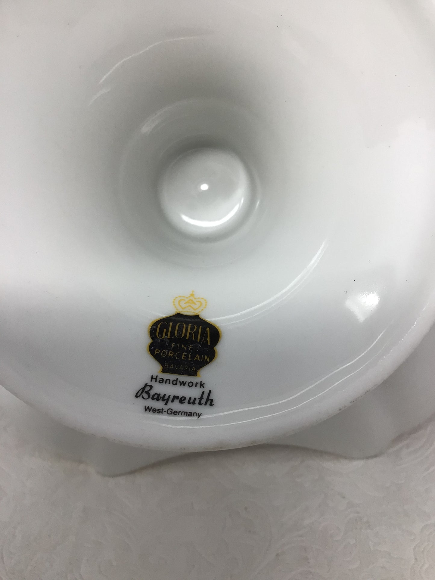 Gloria Fine Porcelain Pedestal Bowl