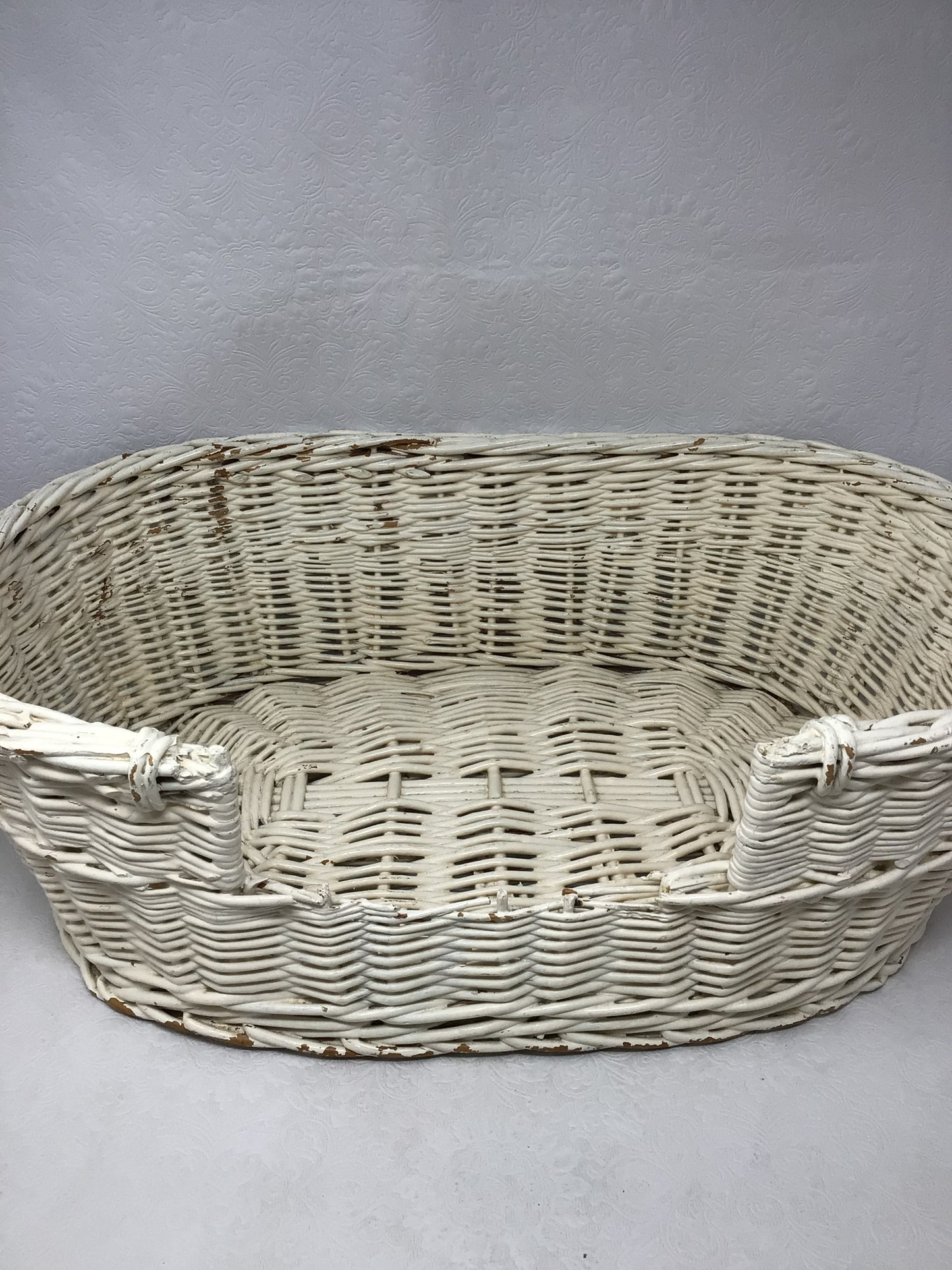 Vintage Basket Cat Bed
