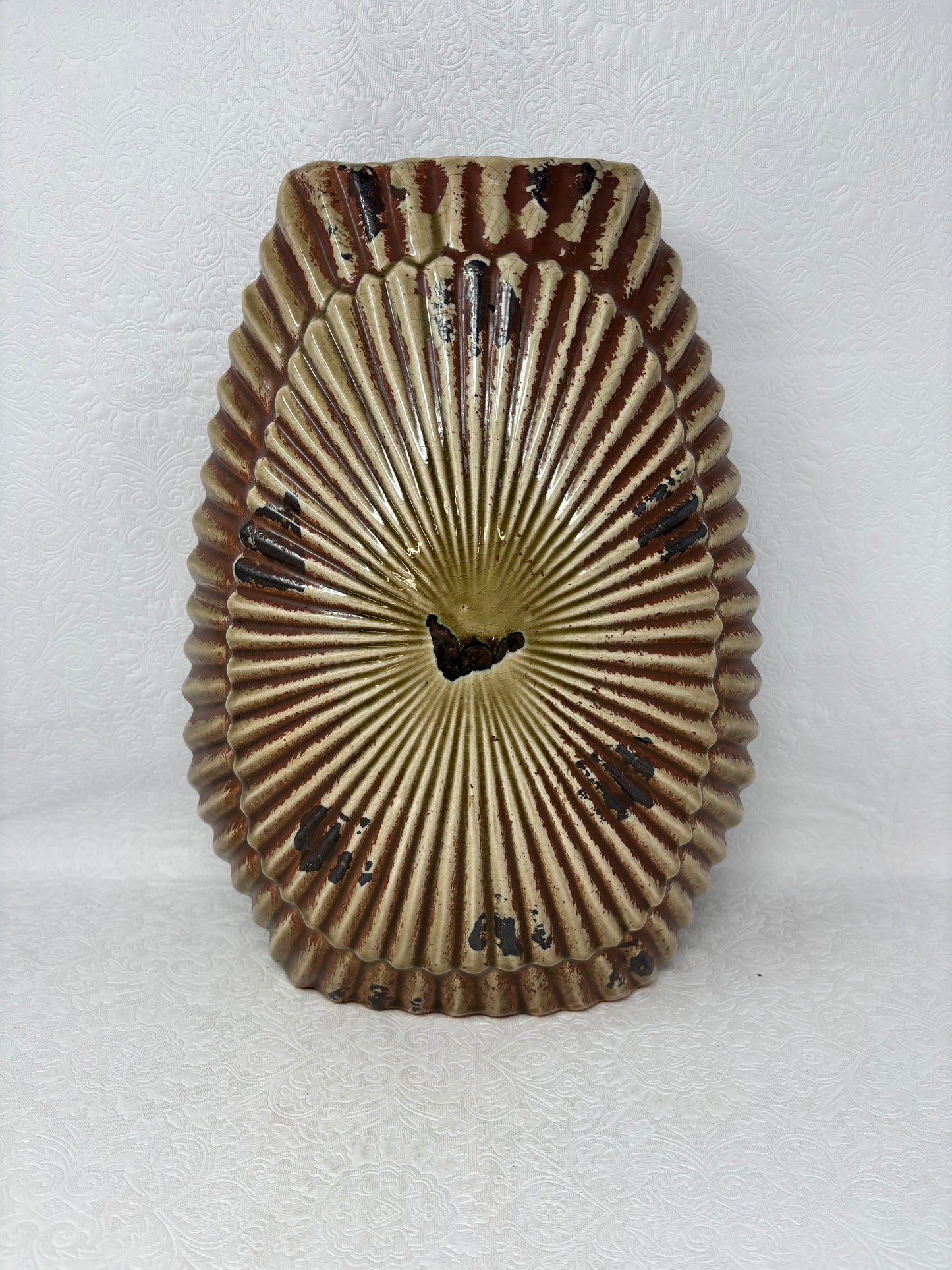 Ceramic Glazed Shell Vase