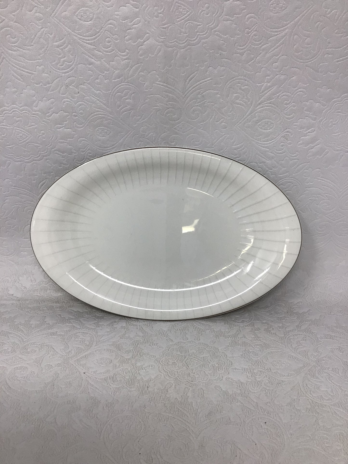 MIKASA Gravy Boat and Tray