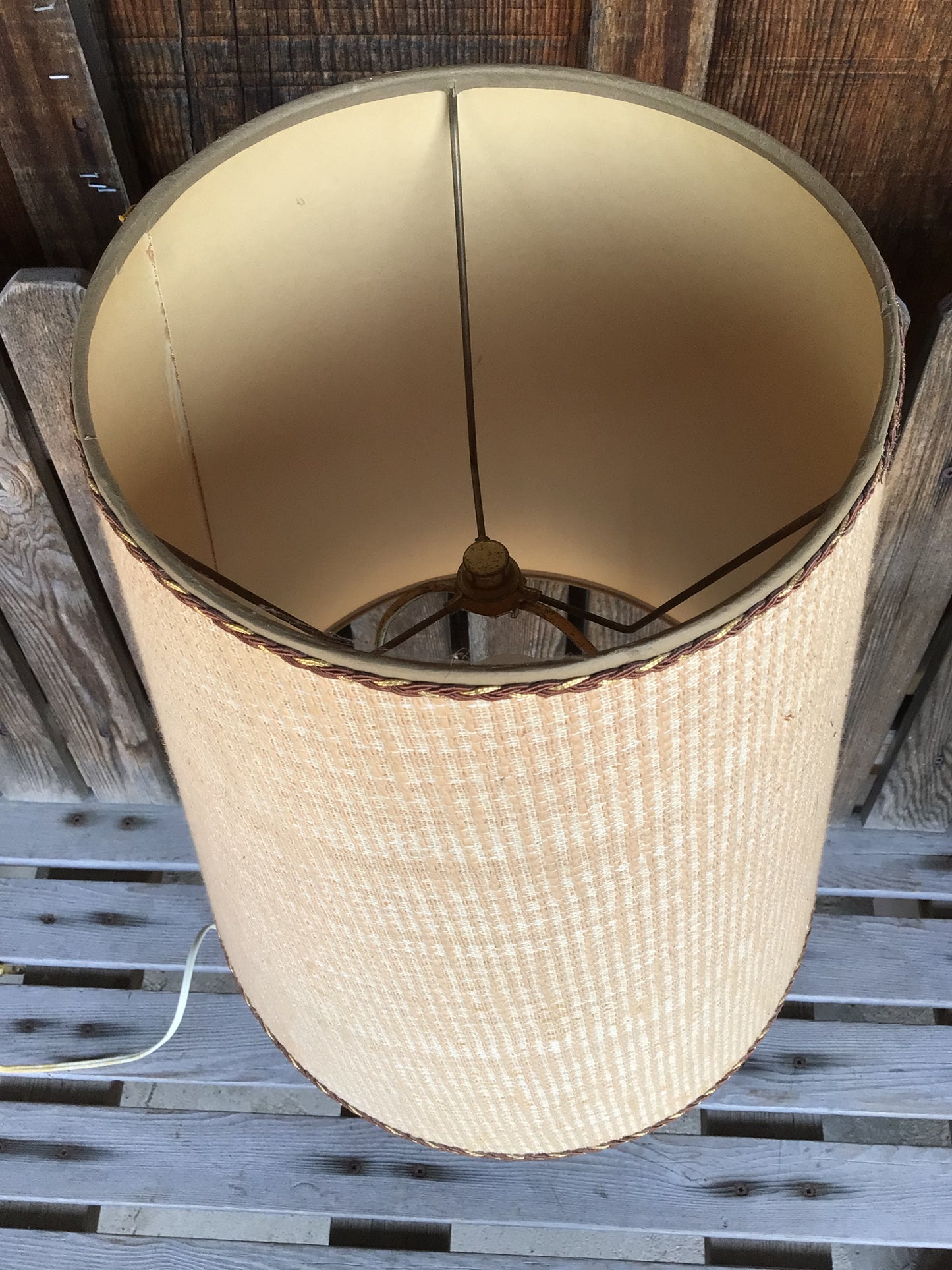 Wood and Ceramic Lamp