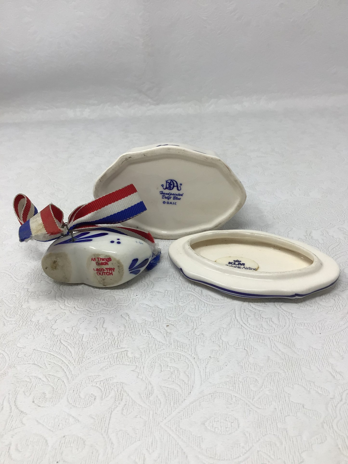 Vintage KLM Royal Dutch Airlines Souvenir Set