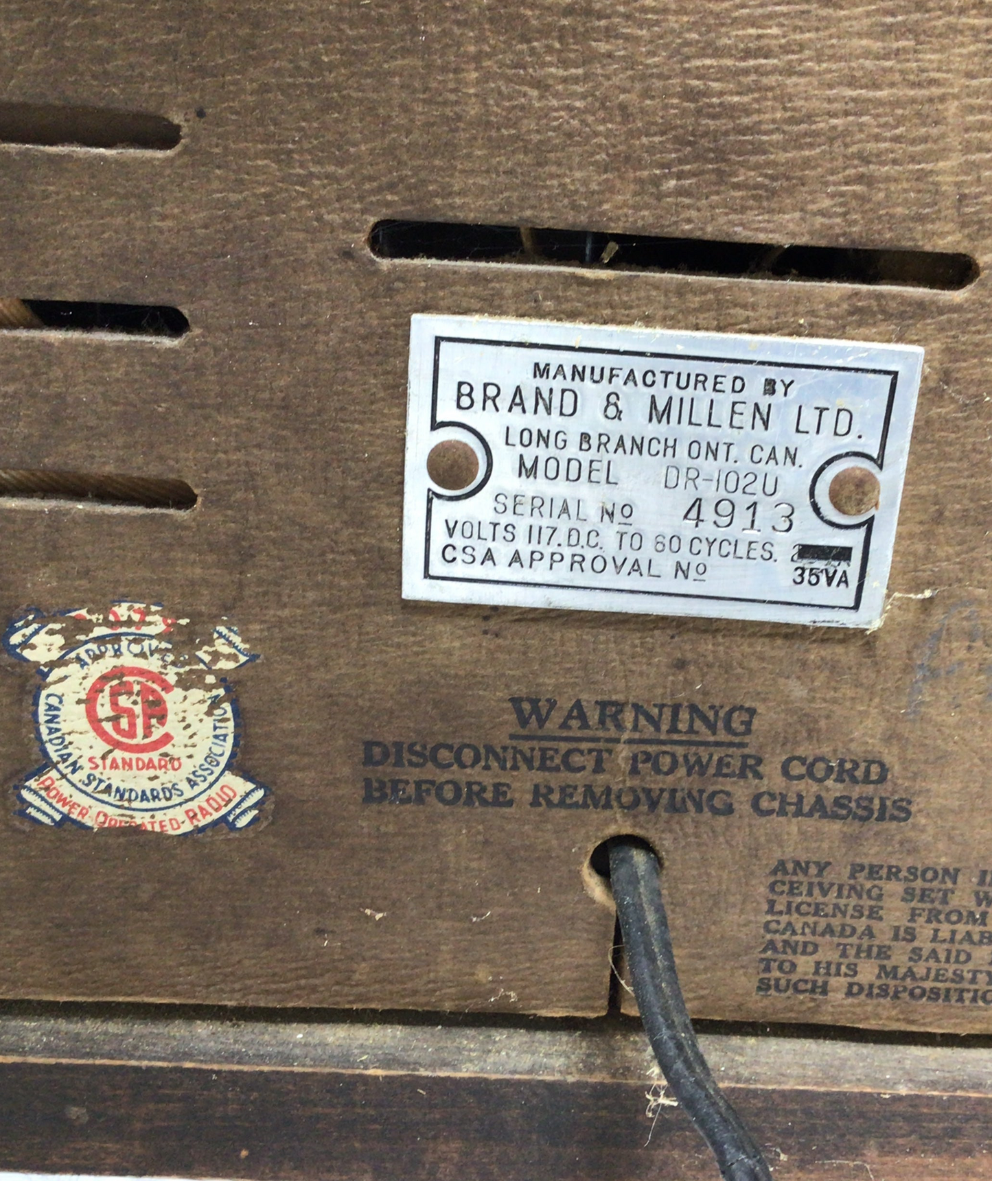 Astra DR - 102 U Table Radio
