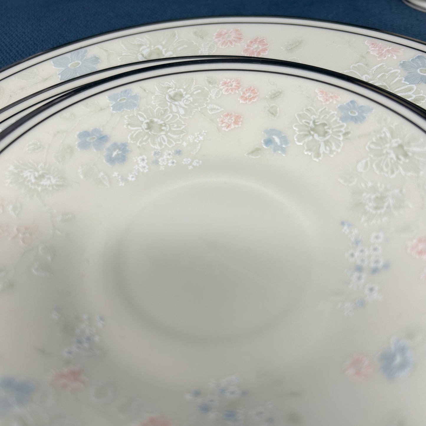 Lenox “Nicole” Pattern Fine China Full Place Setting