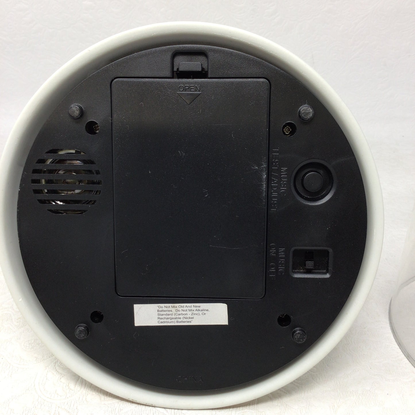 Peace on Earth Mantle Clock