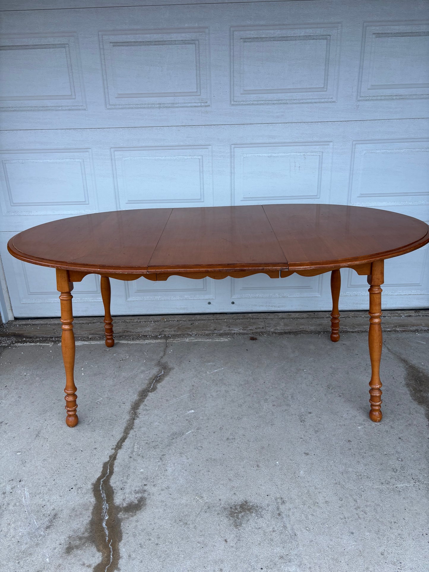 Oak Oval Kitchen Table With Leaf