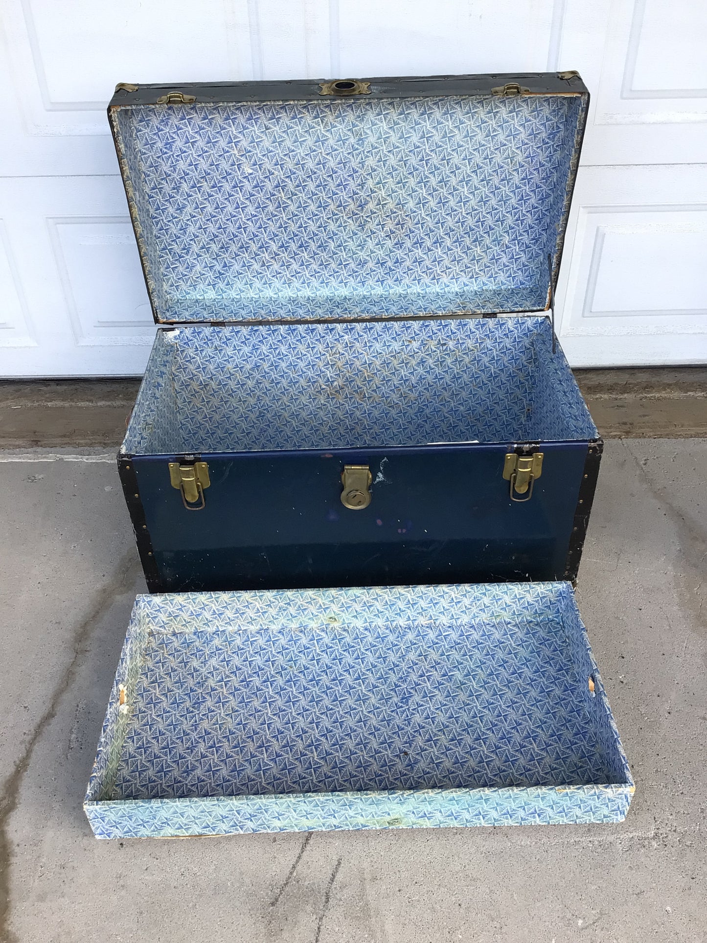 “Christie Baggage” Chest