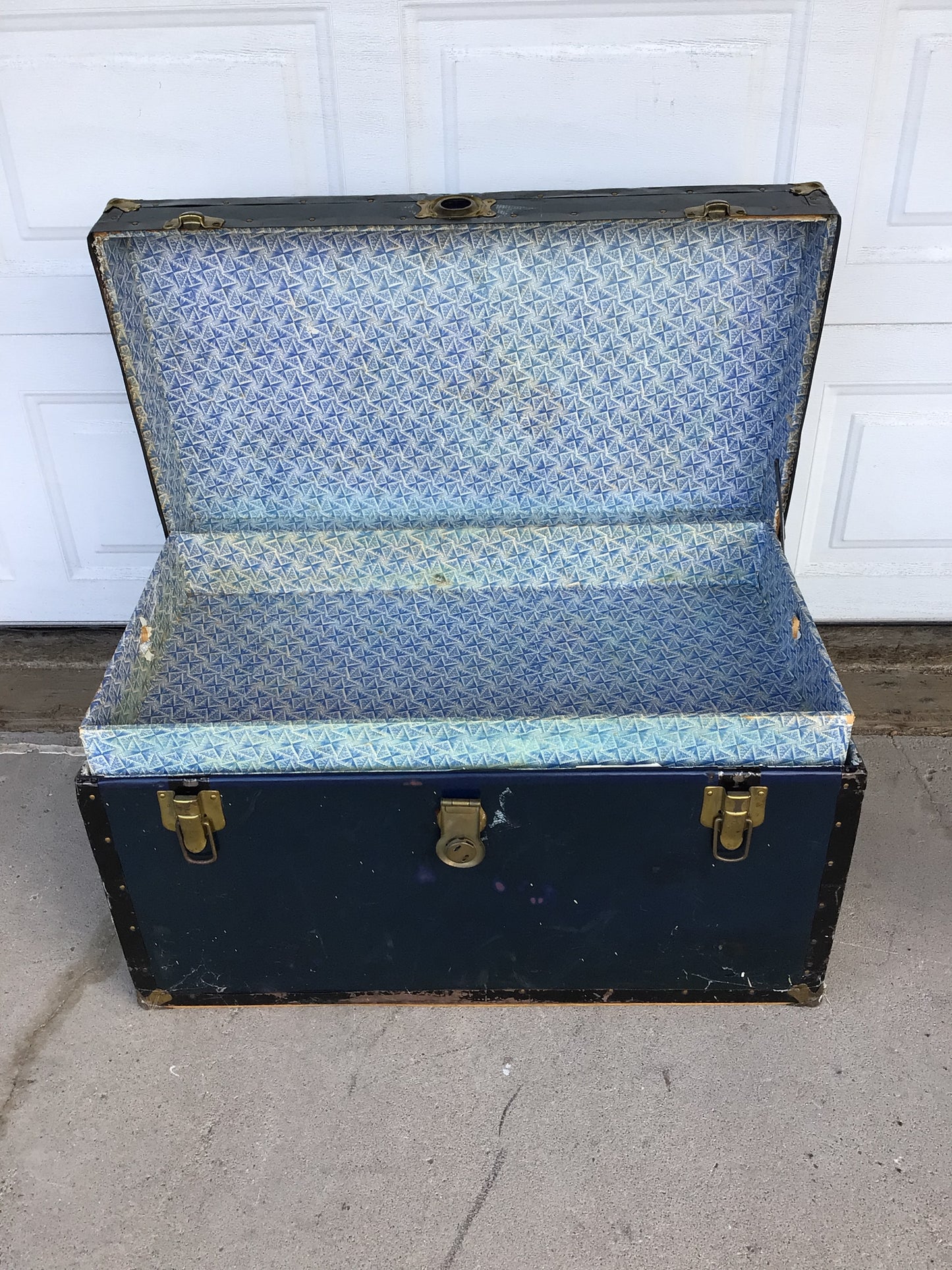 “Christie Baggage” Chest