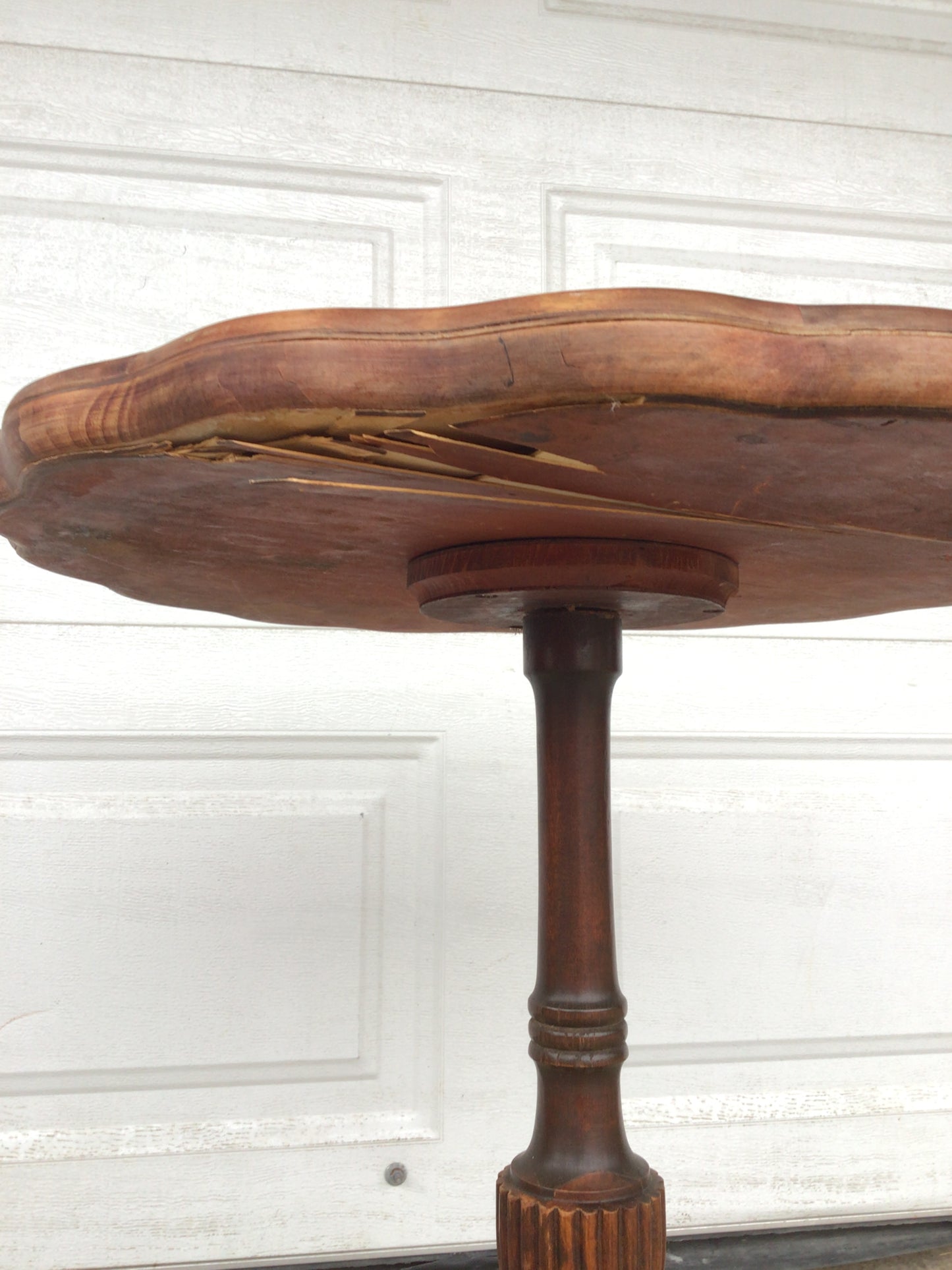 Antique Pie Crust Side Table (damaged under the top)