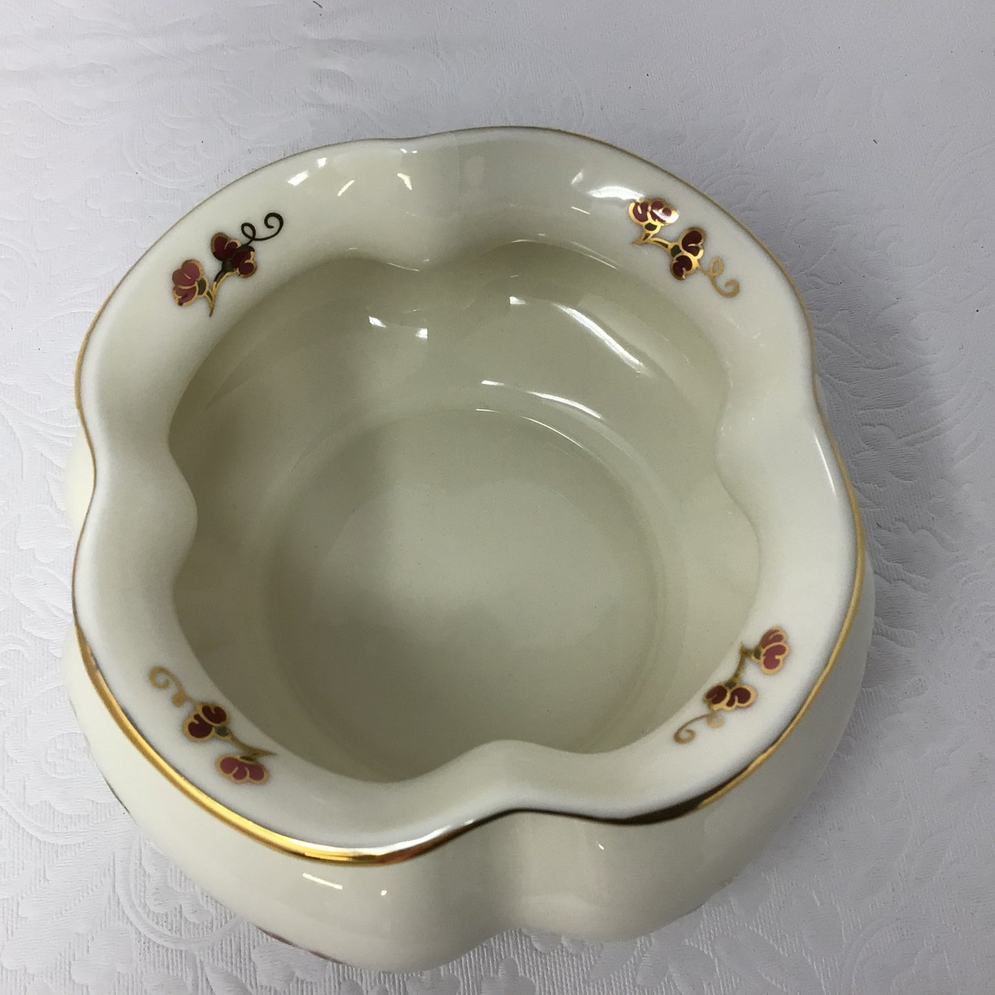 Squat Dish
