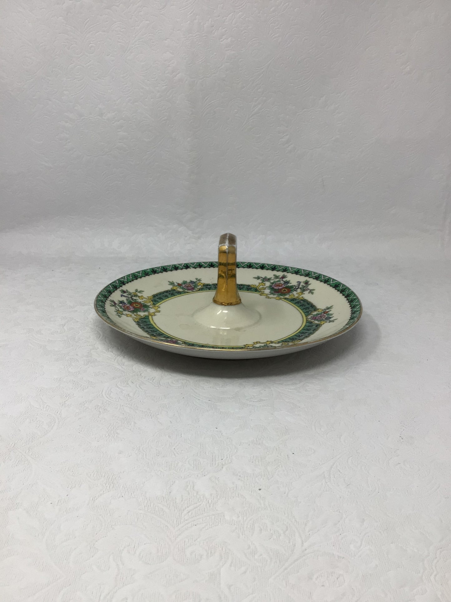 Noritake M Centre Handle Serving/Tidbit Tray