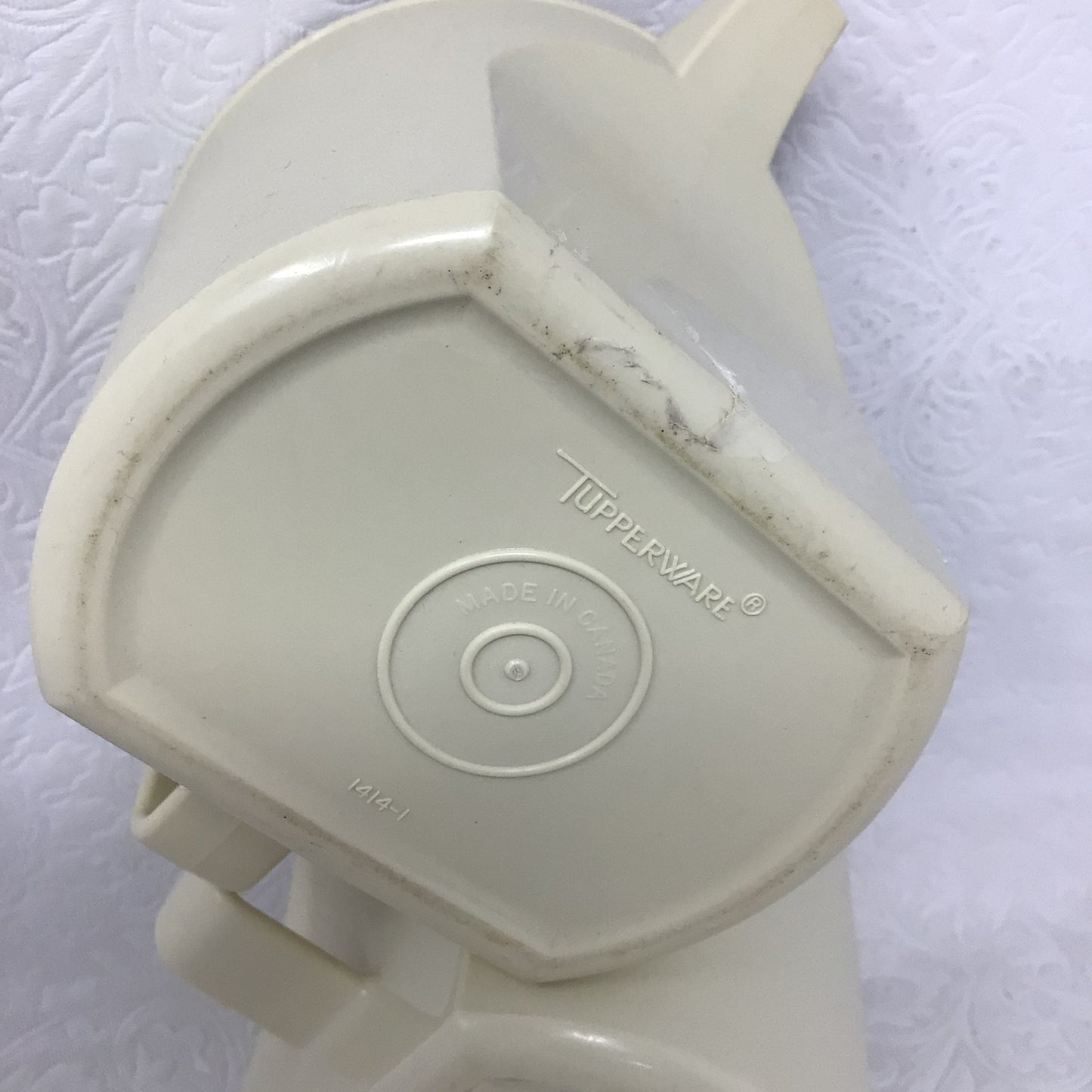 Vintage Tupperware Cream and Sugar Bowl Set