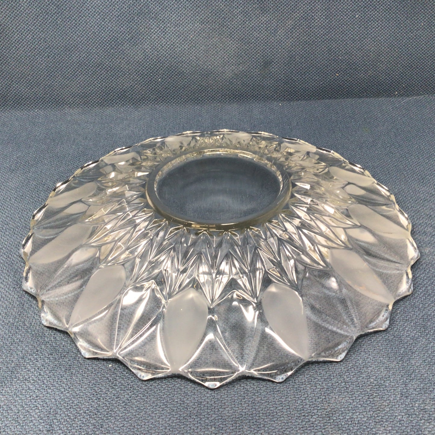 Diamond Patterned Frosted Glass Plate