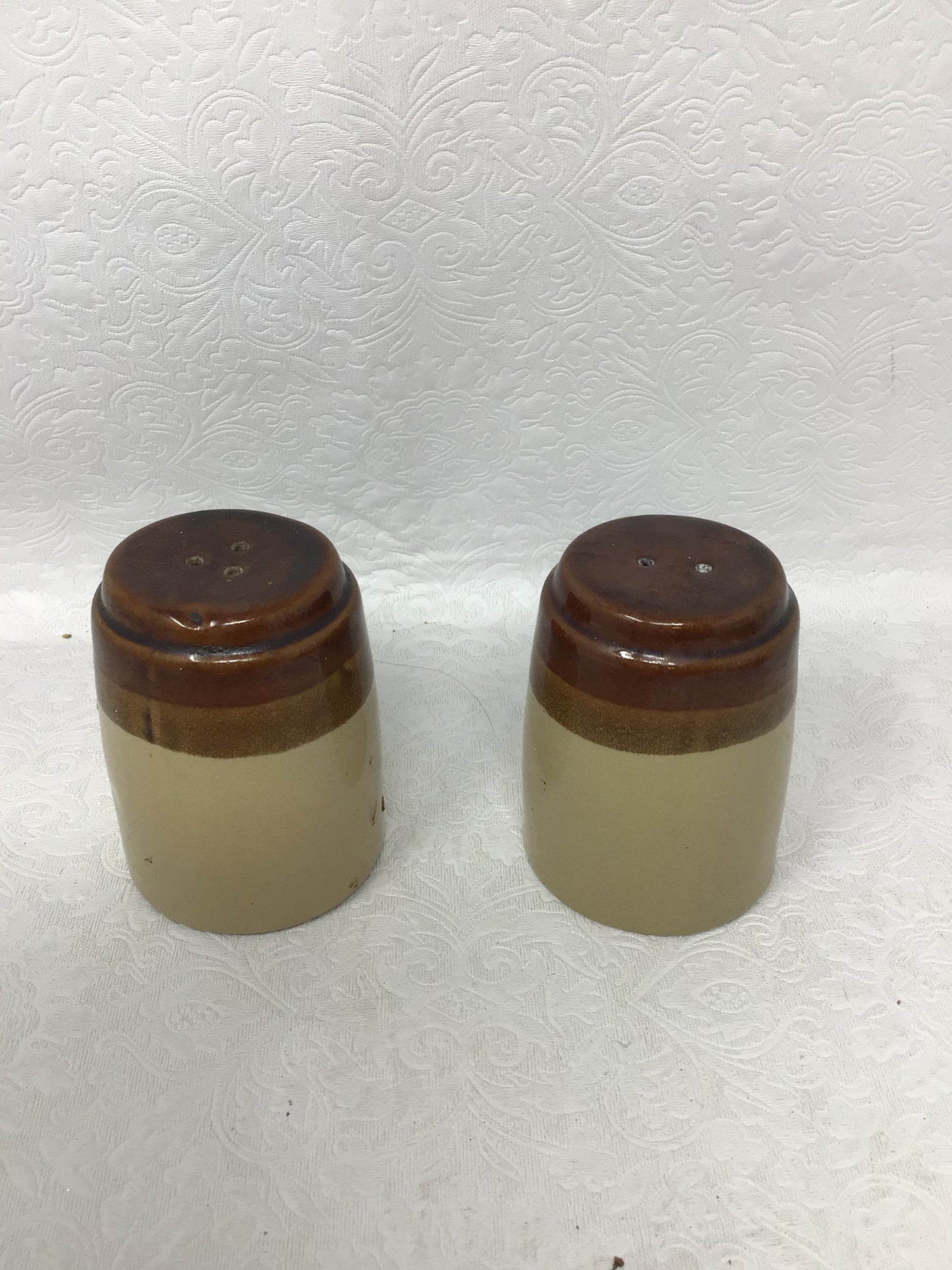 Glazed Stoneware Salt and Pepper Shakers in Bamboo Caddy