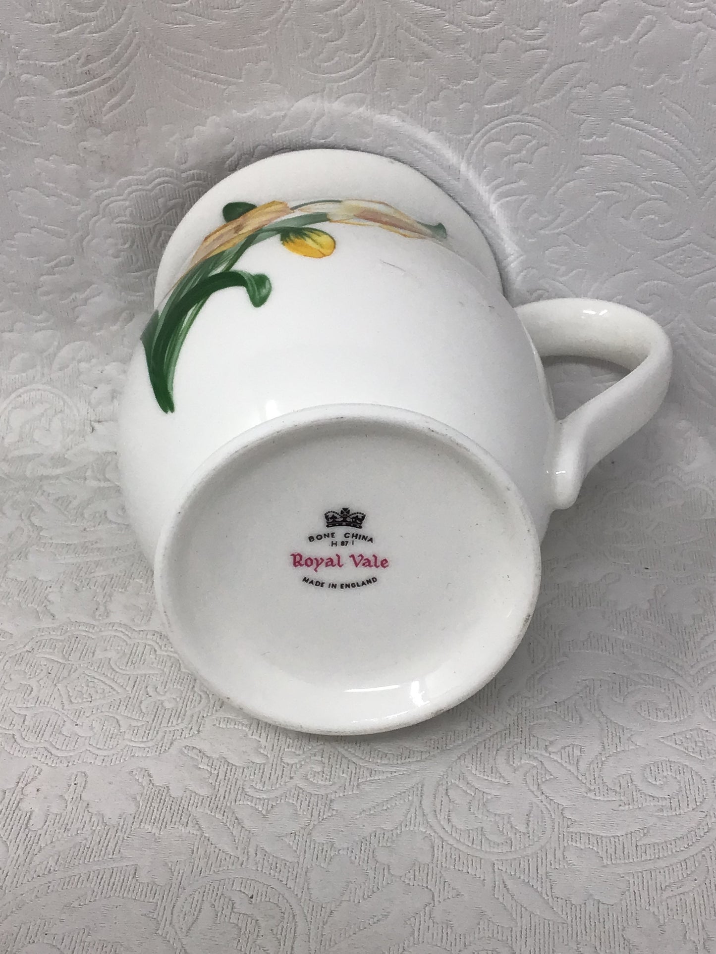 Set of 4 Yellow Daffodil Royal Vale Mugs