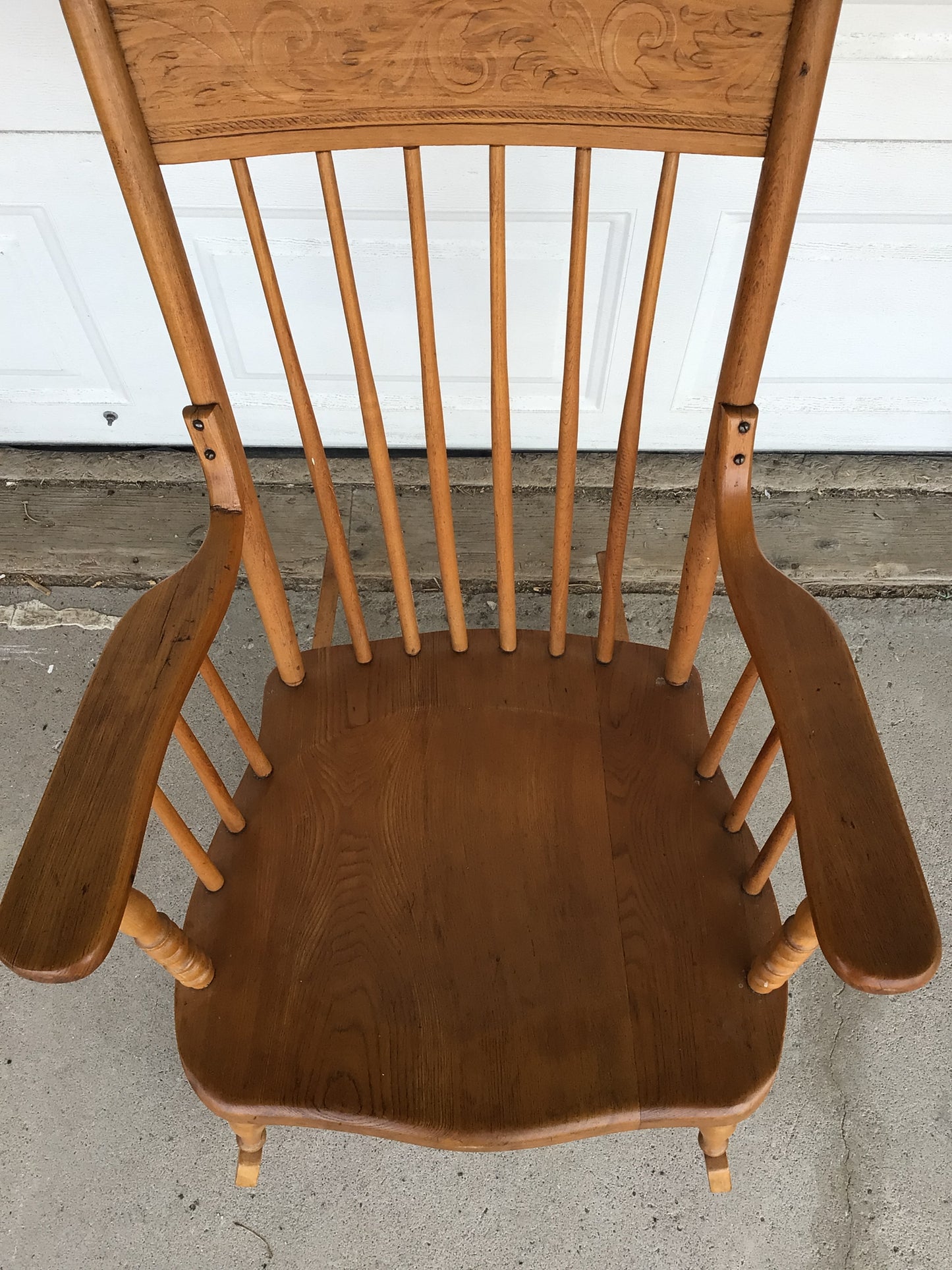 Wooden Rocking Chair