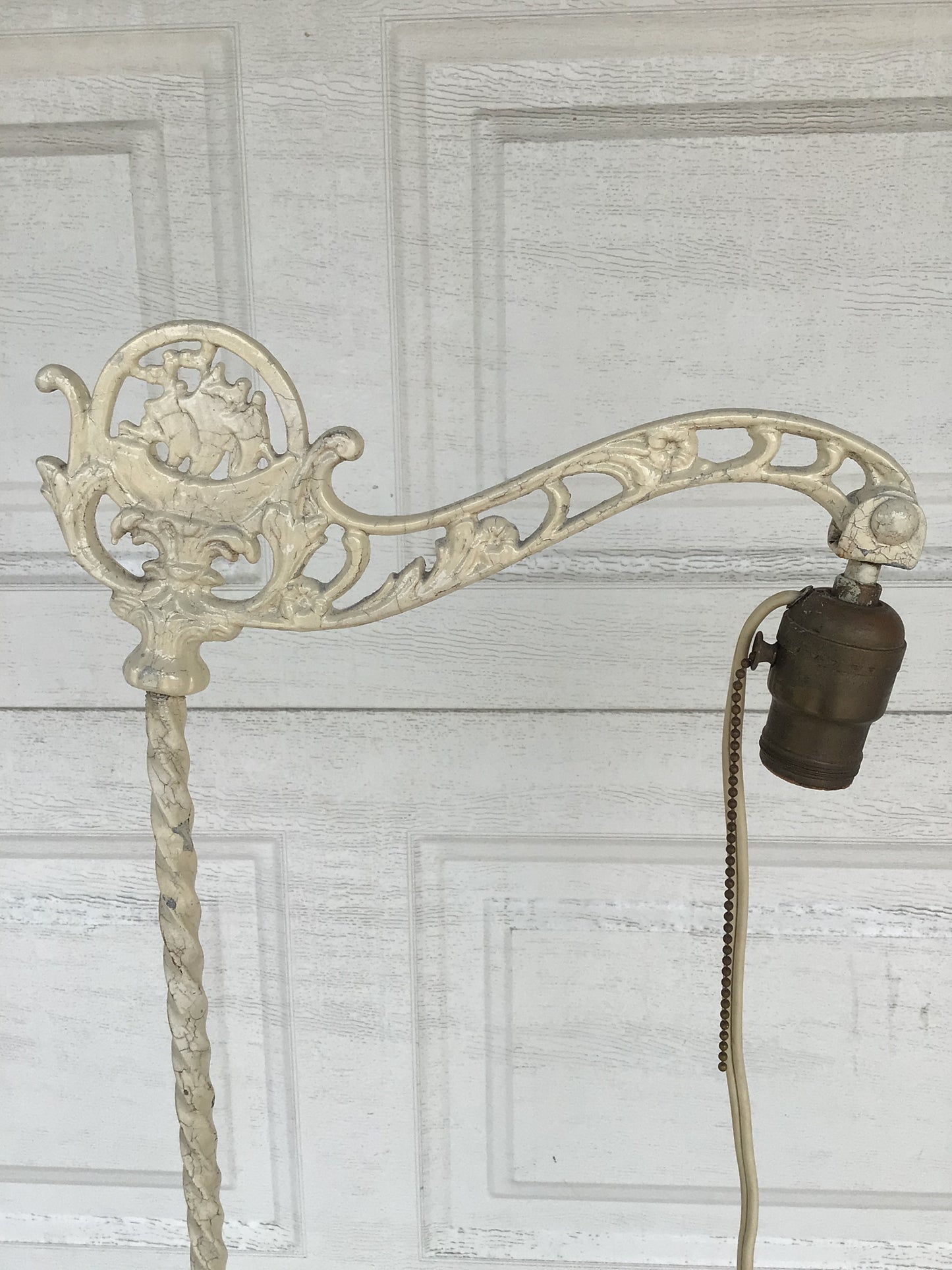 Metal Vintage Bridge Floor Lamp