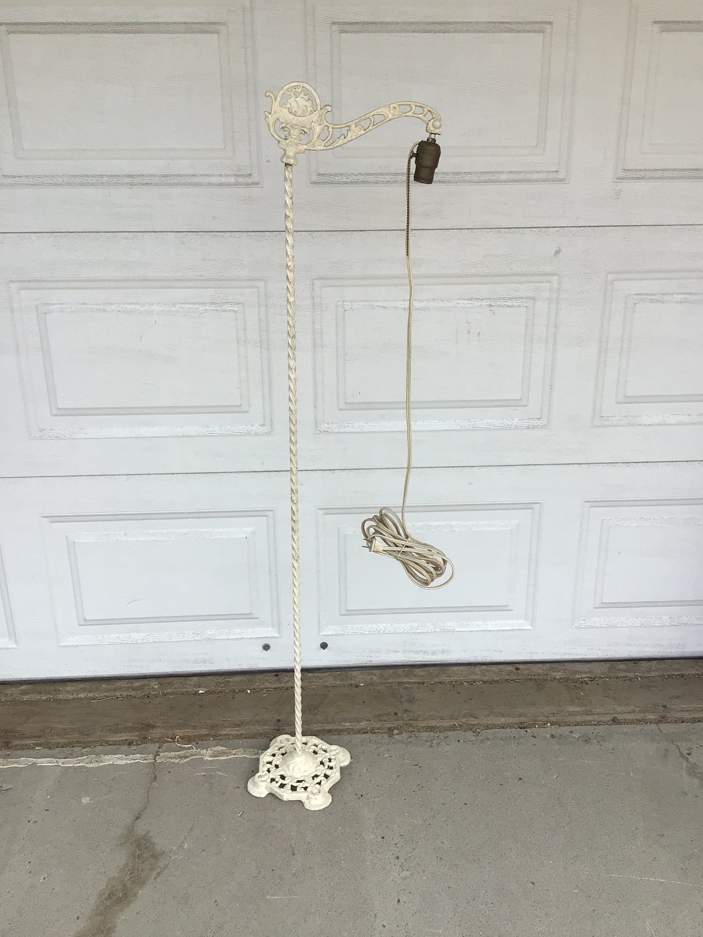 Metal Vintage Bridge Floor Lamp