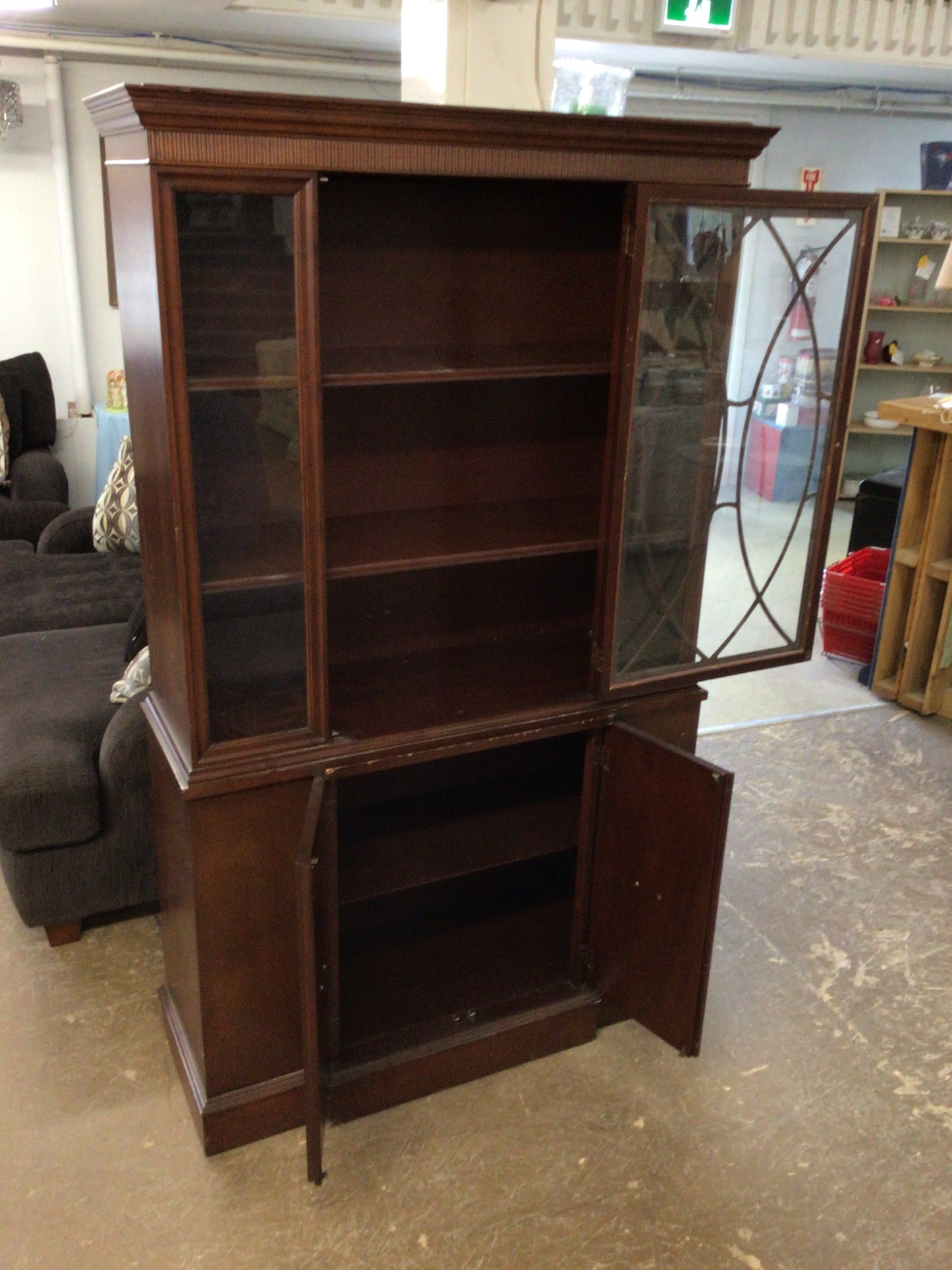 One Piece Hutch