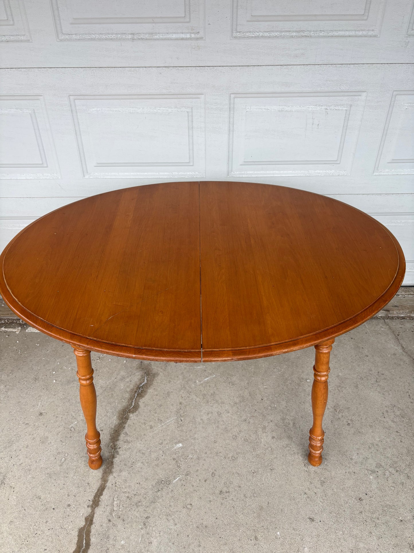 Oak Oval Kitchen Table With Leaf
