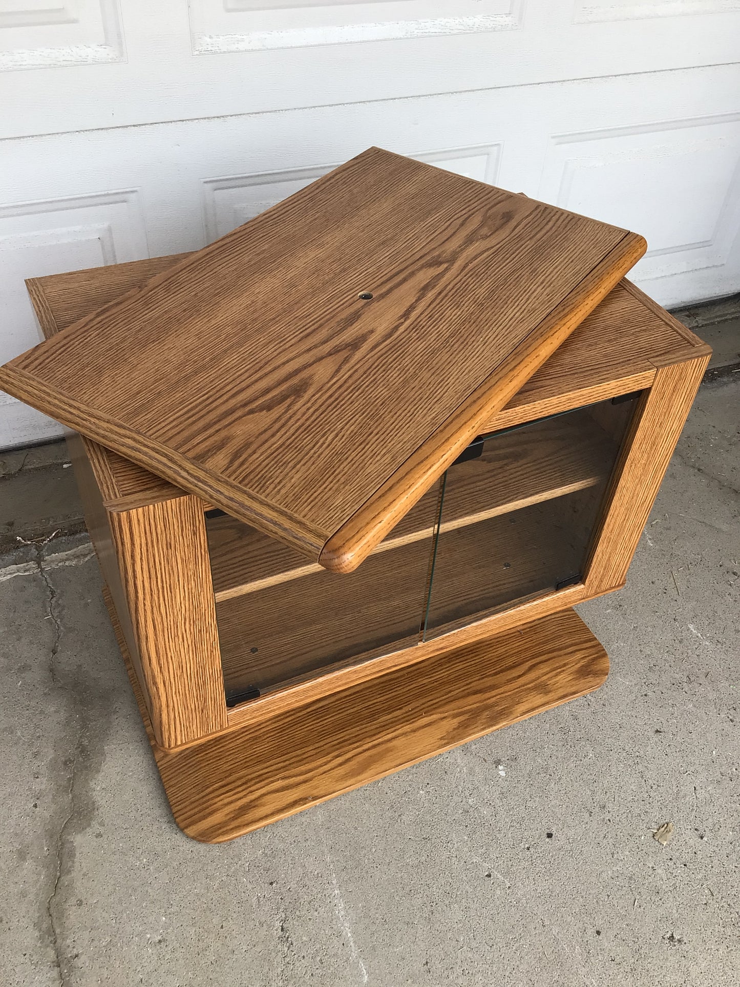 Retro Swivel Stand Oak Entertainment Cabinet