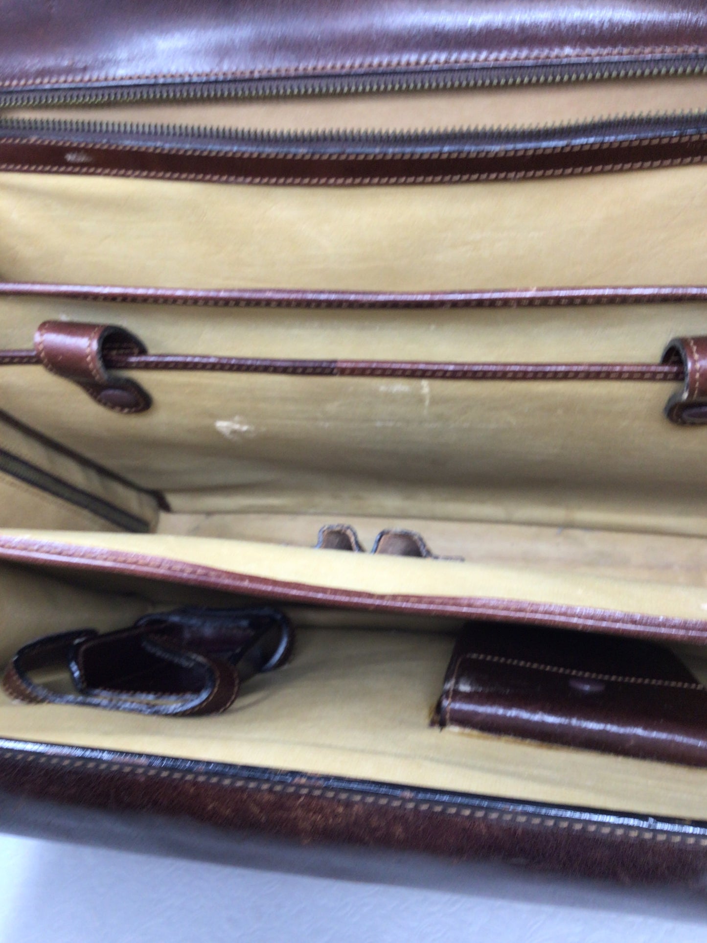 Genuine Leather Briefcase (made in Italy)