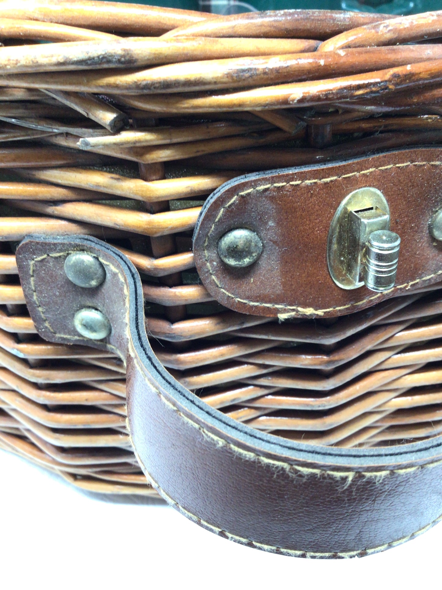 Natural Woven Wicker Picnic Basket Set