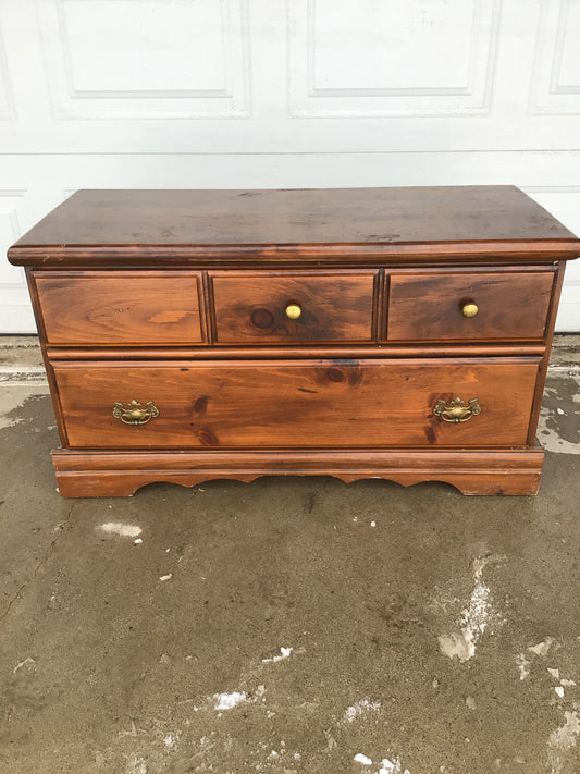 Pine with cedar-lined chest