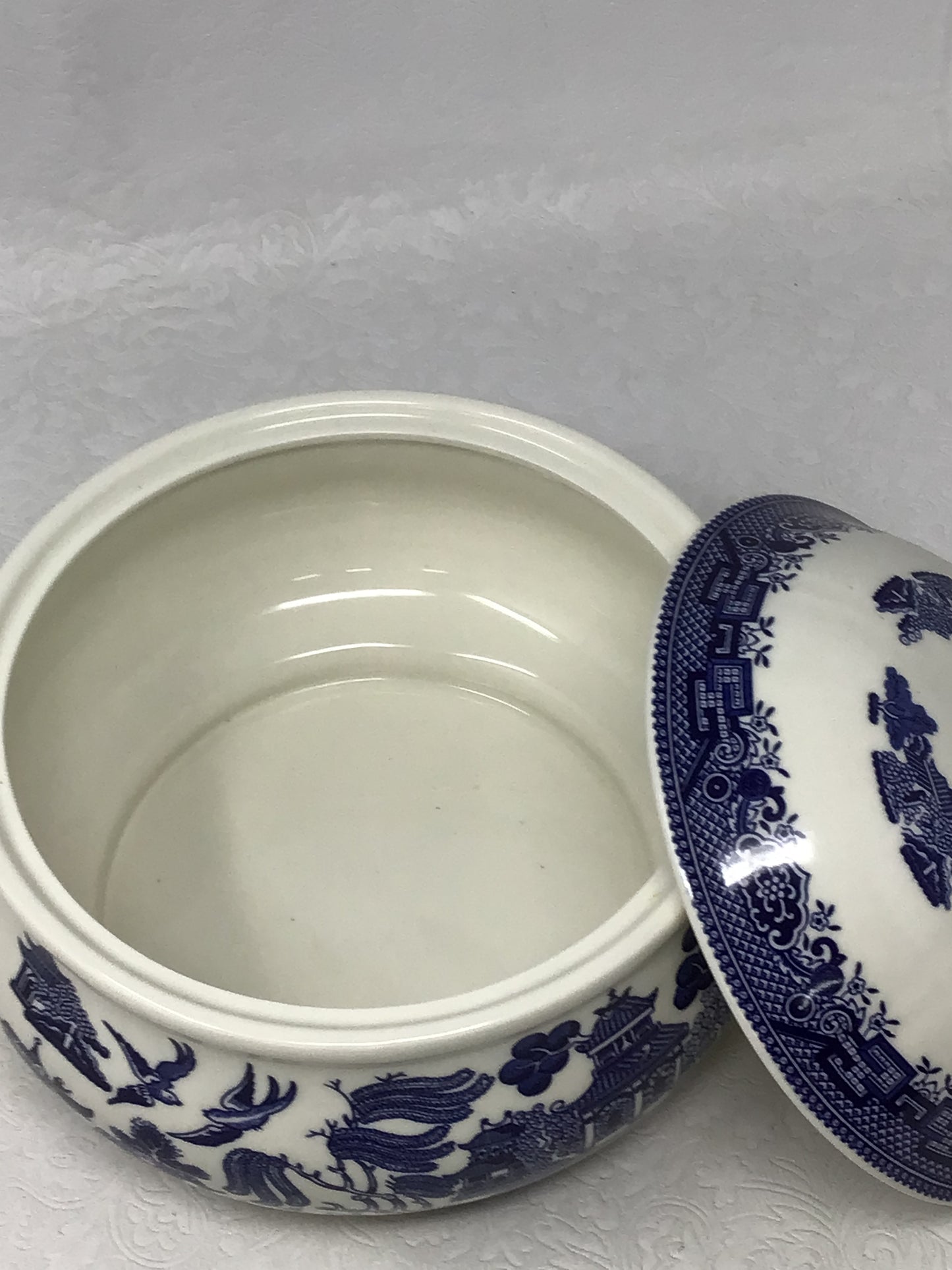Churchill Blue Willow Soup Tureen