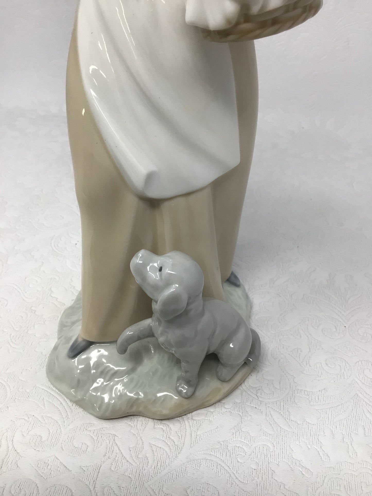 NAO by Lladro Ceramic Figurine Girl with Picnic Basket