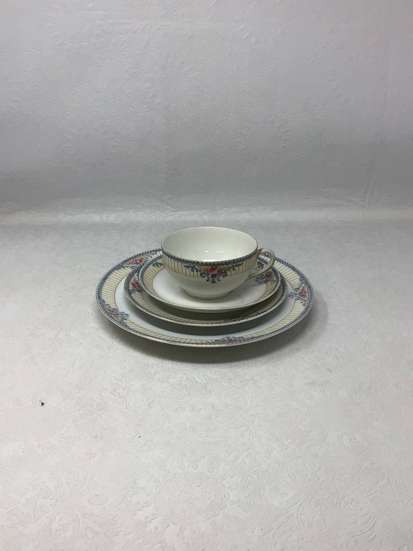 Noritake Porcelain Teacup Set