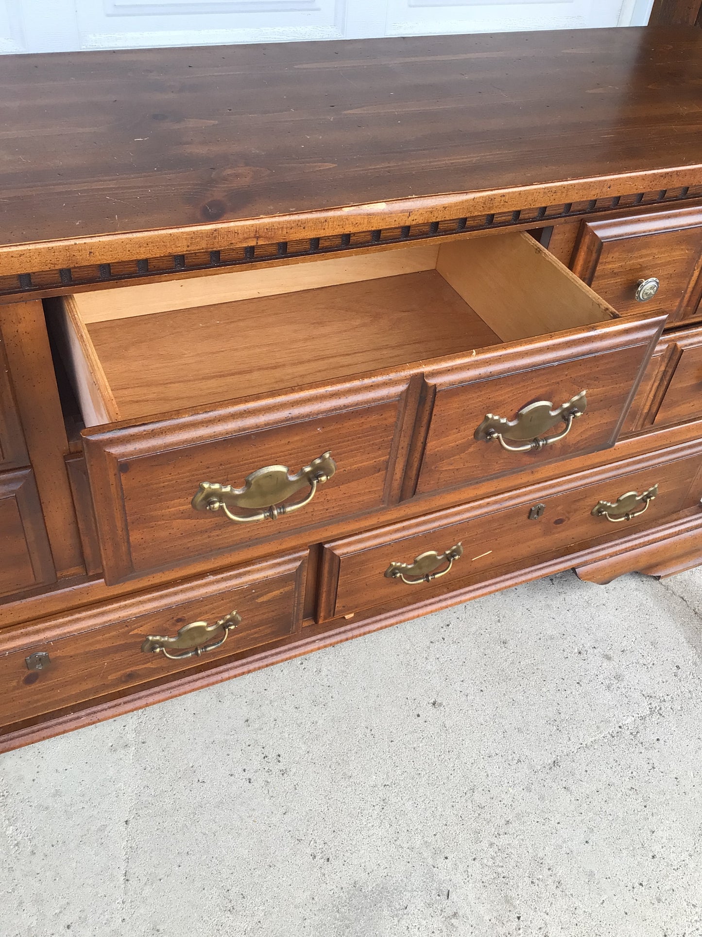 8 Drawer Wooden Dresser