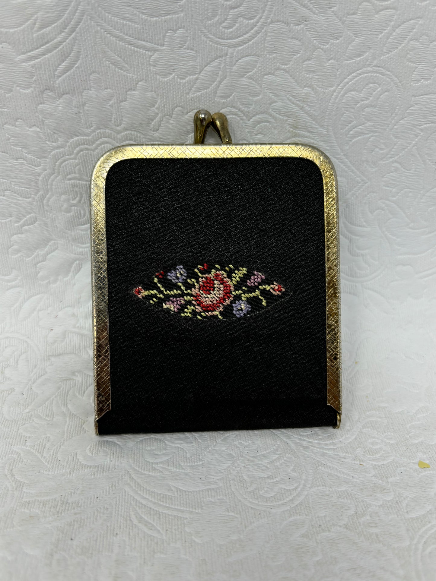 Vintage Mini Picture Holder Embroidered Pocket Purse Case