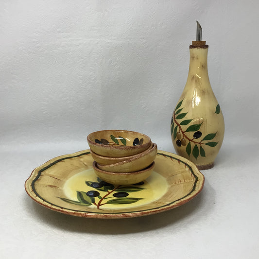 Olive Dish Set with Olive Oil Dispenser