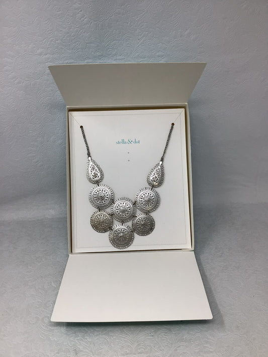 Stella & Dot Necklace