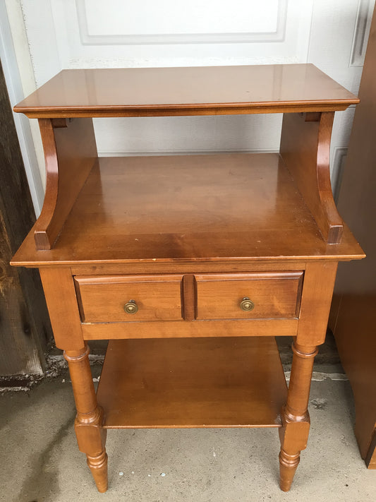 Vilas Telephone Table