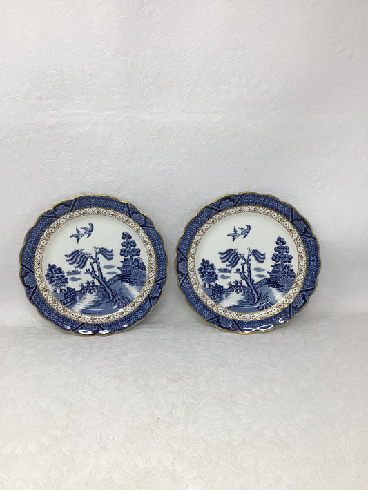Set of 2 Blue Willow Pattern Plates