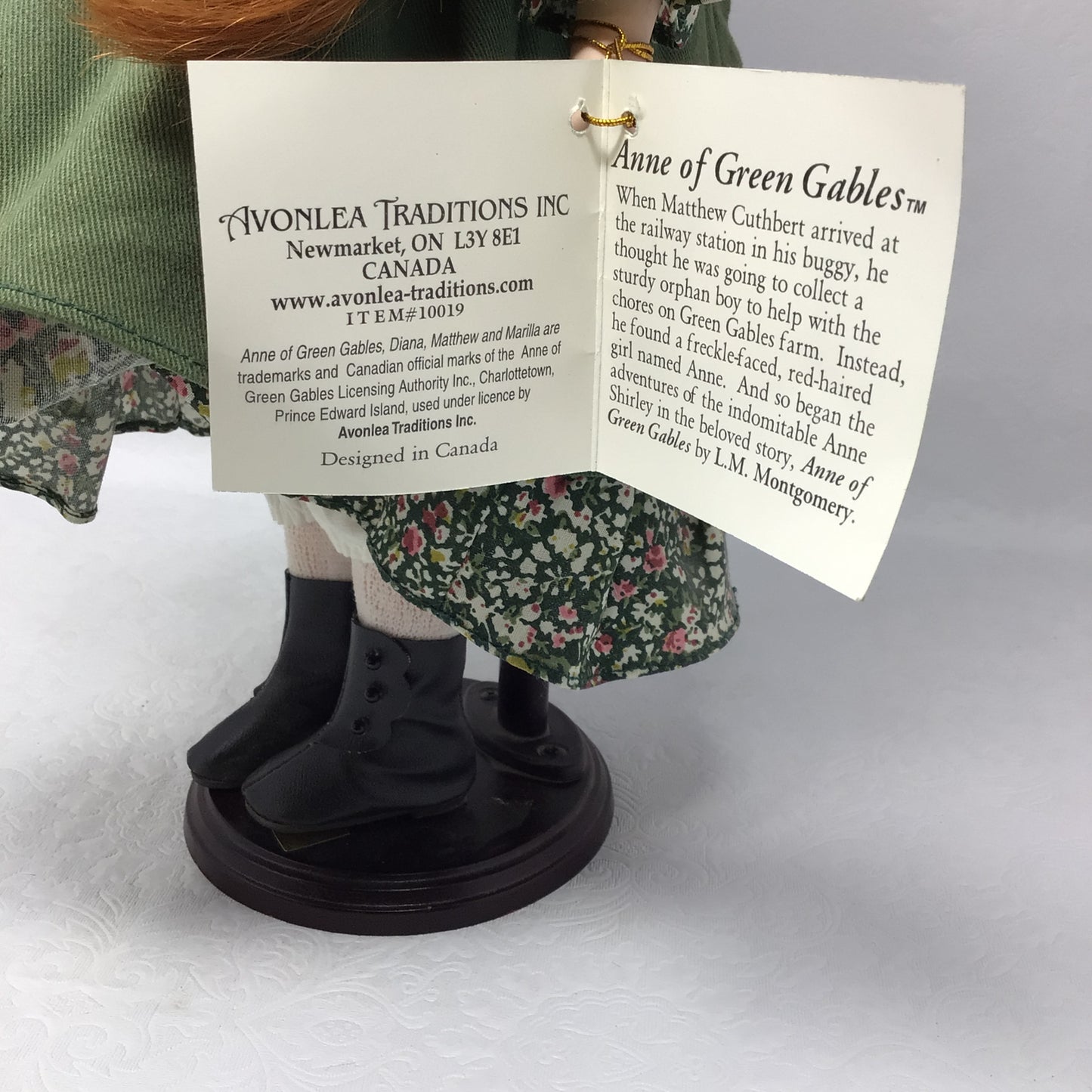 Heritage Tradition Anne of Green Gables Porcelain Doll, Avonlea Traditions Inc.