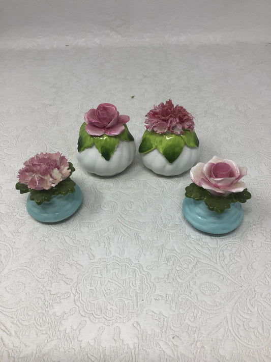 Set of 4 Floral Salt & Pepper Shakers
