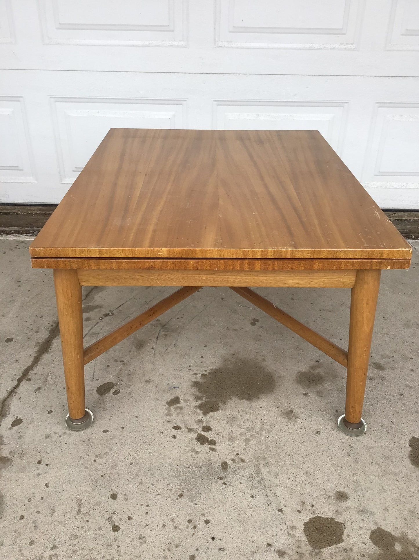 Unique Extending Coffee Table