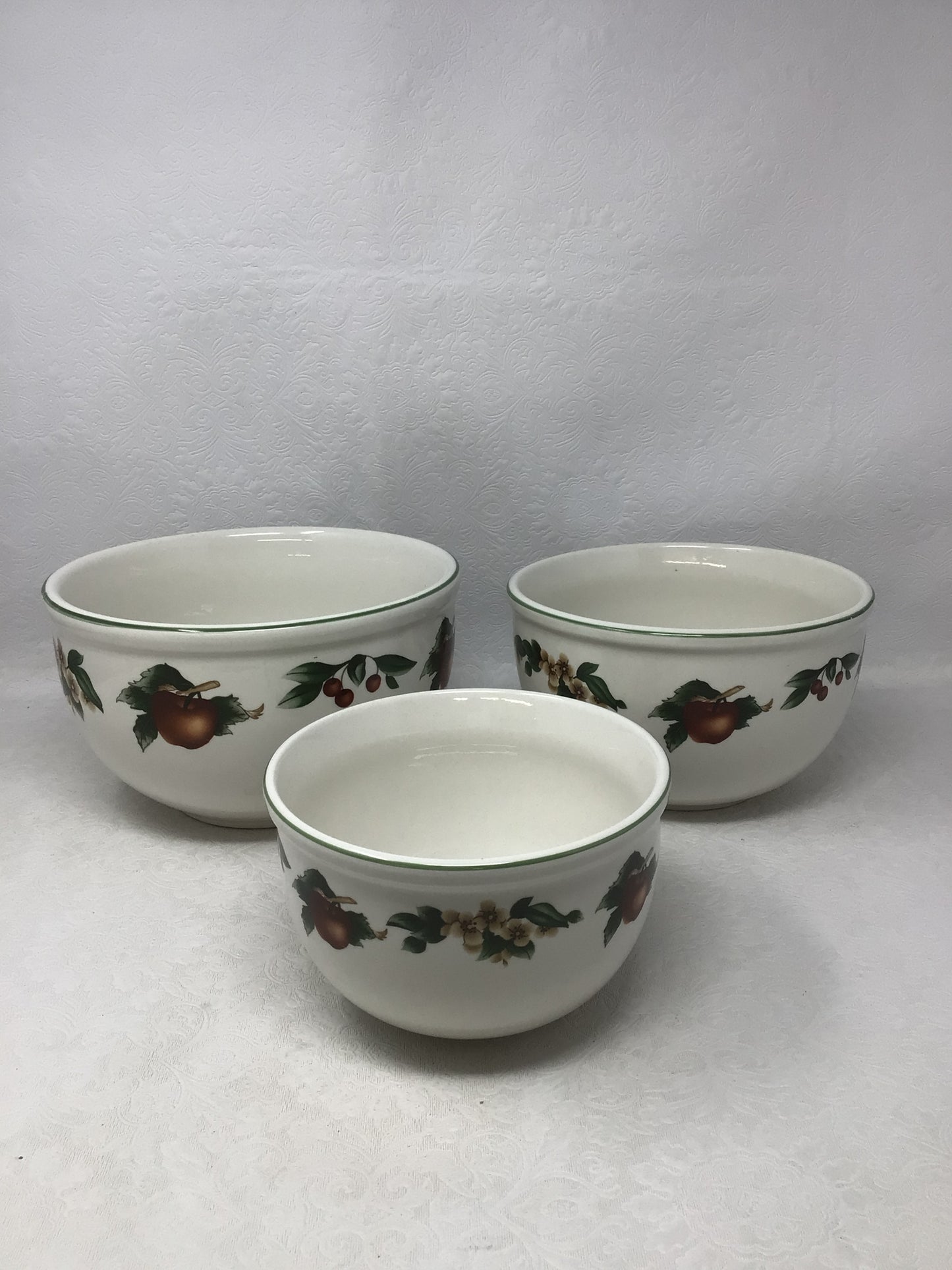 Set of 3 Vintage Cades Cove Mixing Bowls