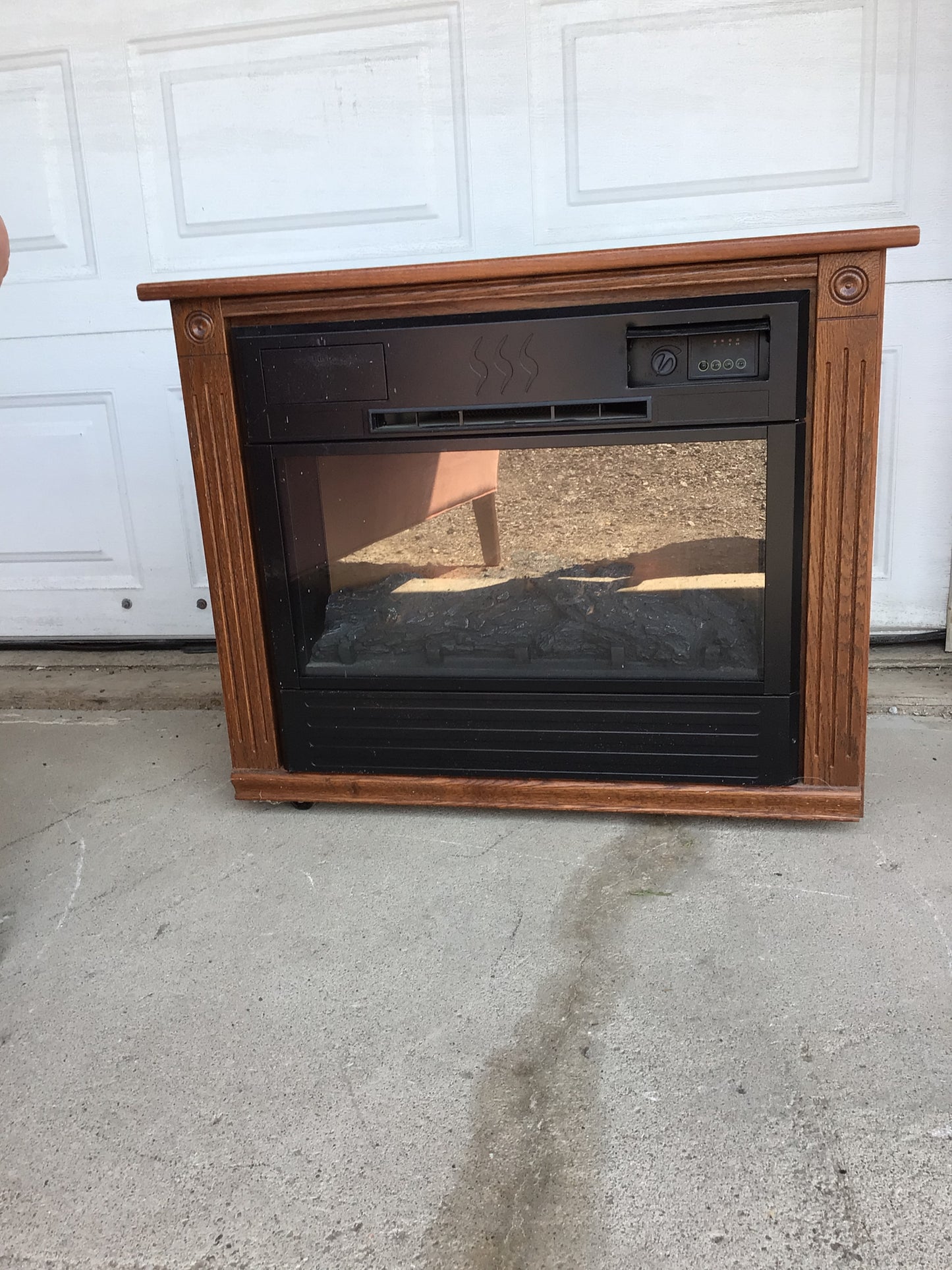 Electric Heater/Fireplace