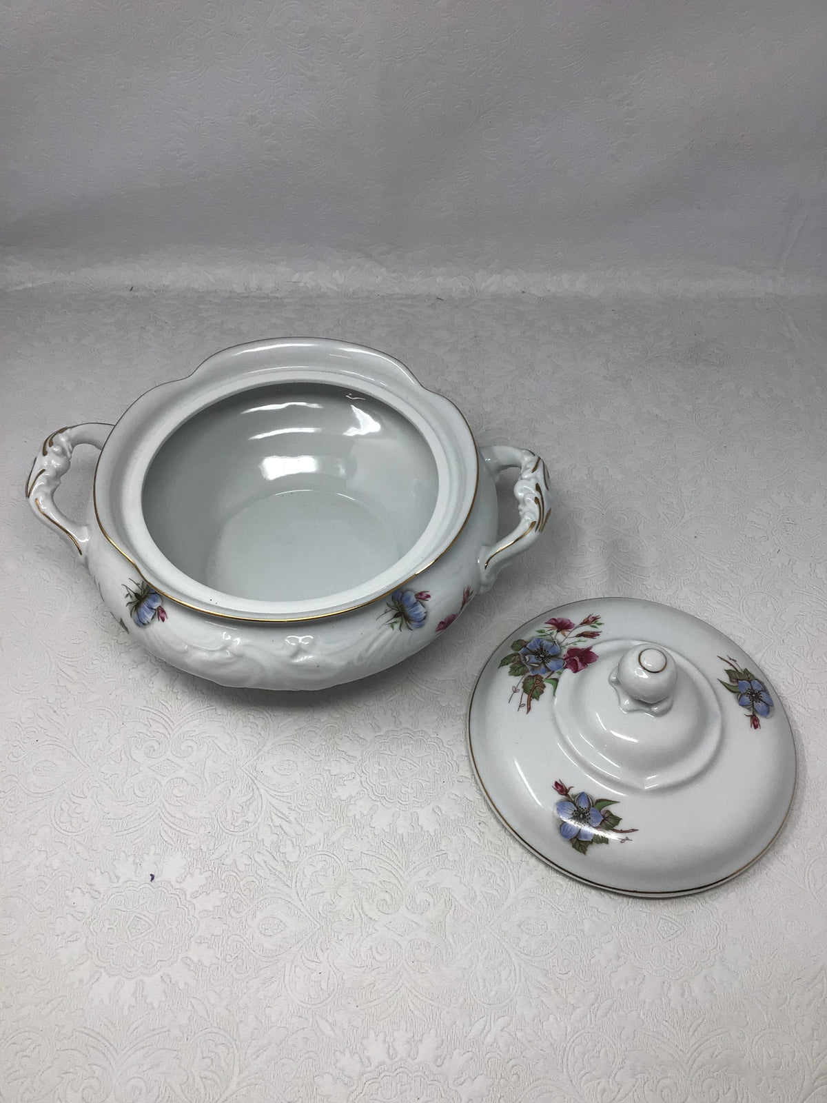 Vintage Porcelain Covered Soup Tureen