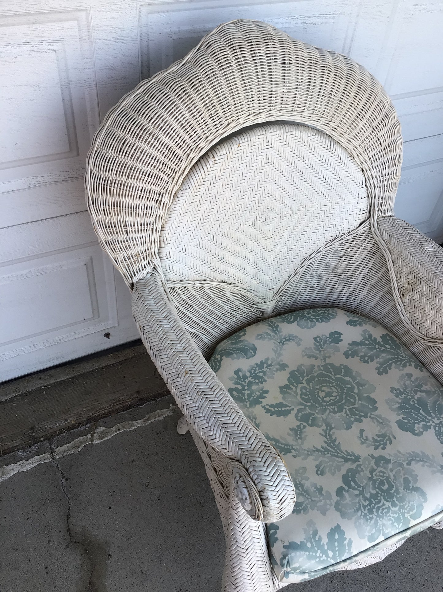 White Wicker Chair with Cushion