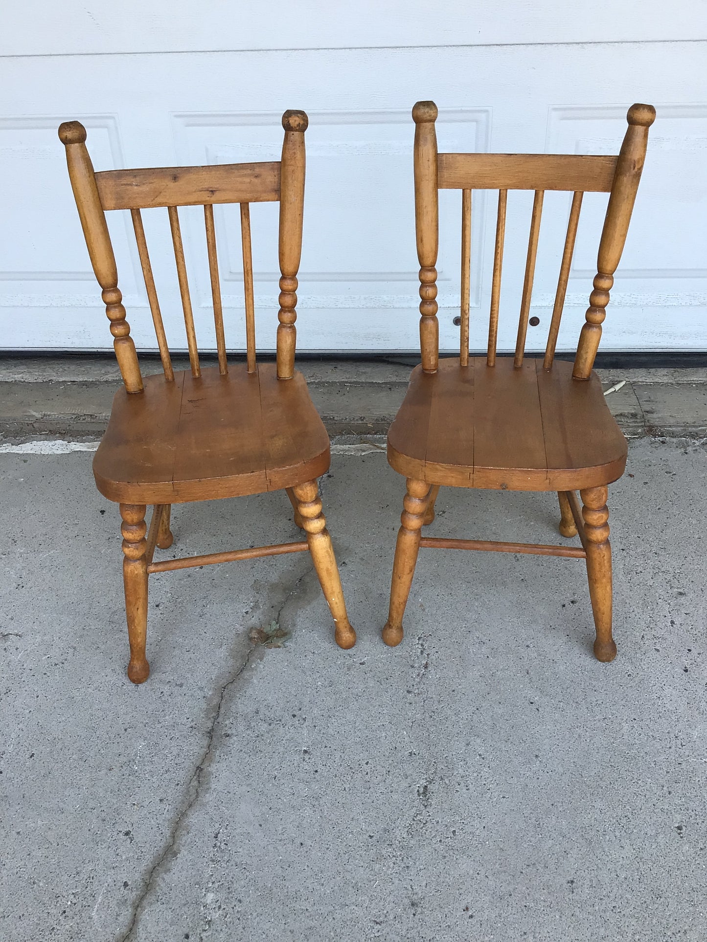 Set of 2 Solid Wood Children’s Chairs