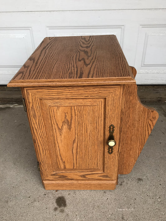 Sauder End Table