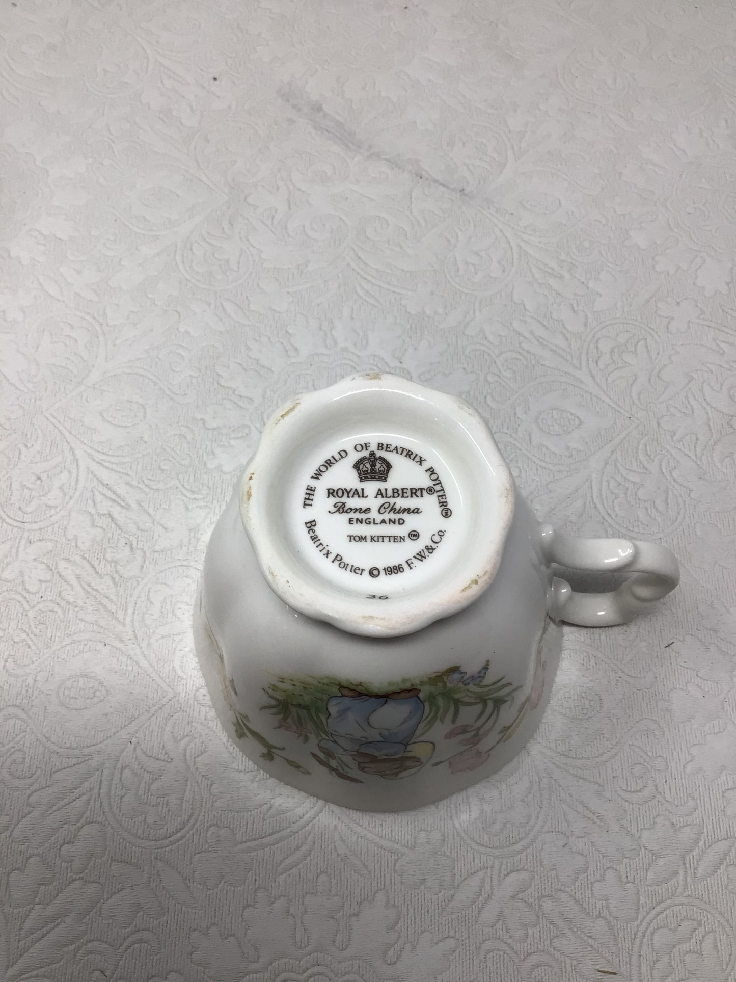 Royal Albert The World of Beatrix Potter Tom Kitten Bone China Teacup