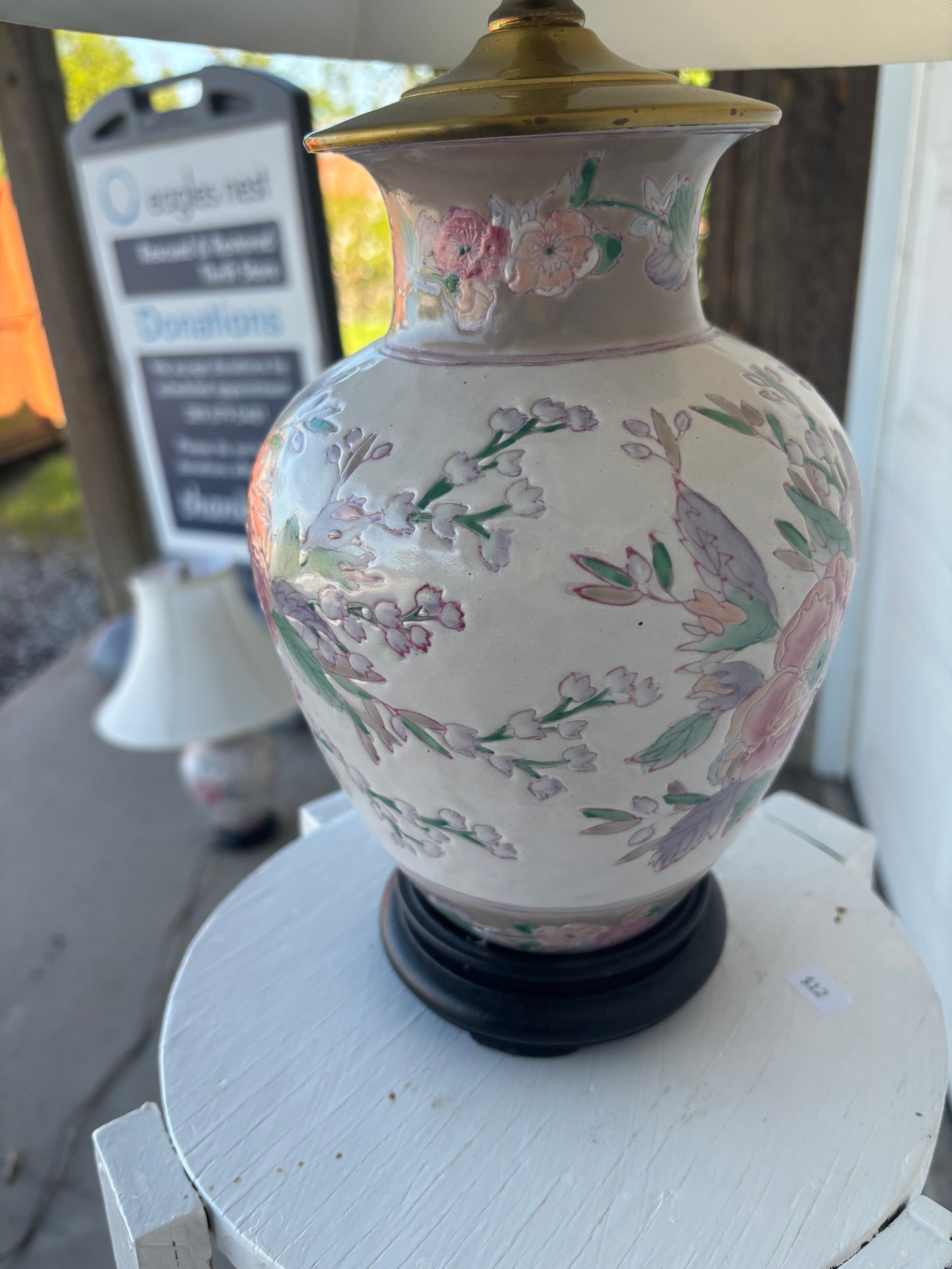 Ming Style Hand Painted Floral Ceramic Table Lamp