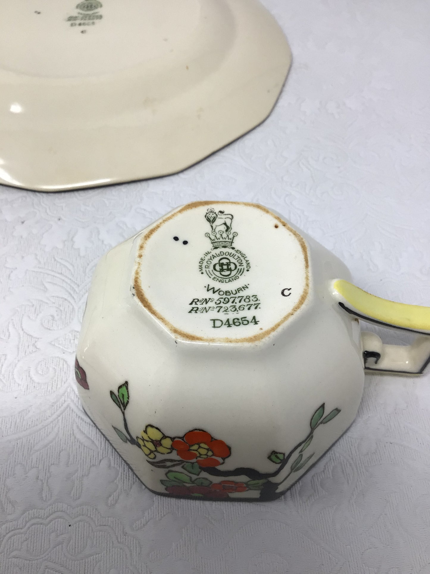 Royal Doulton “Woburn” Dinnerware Set of 22