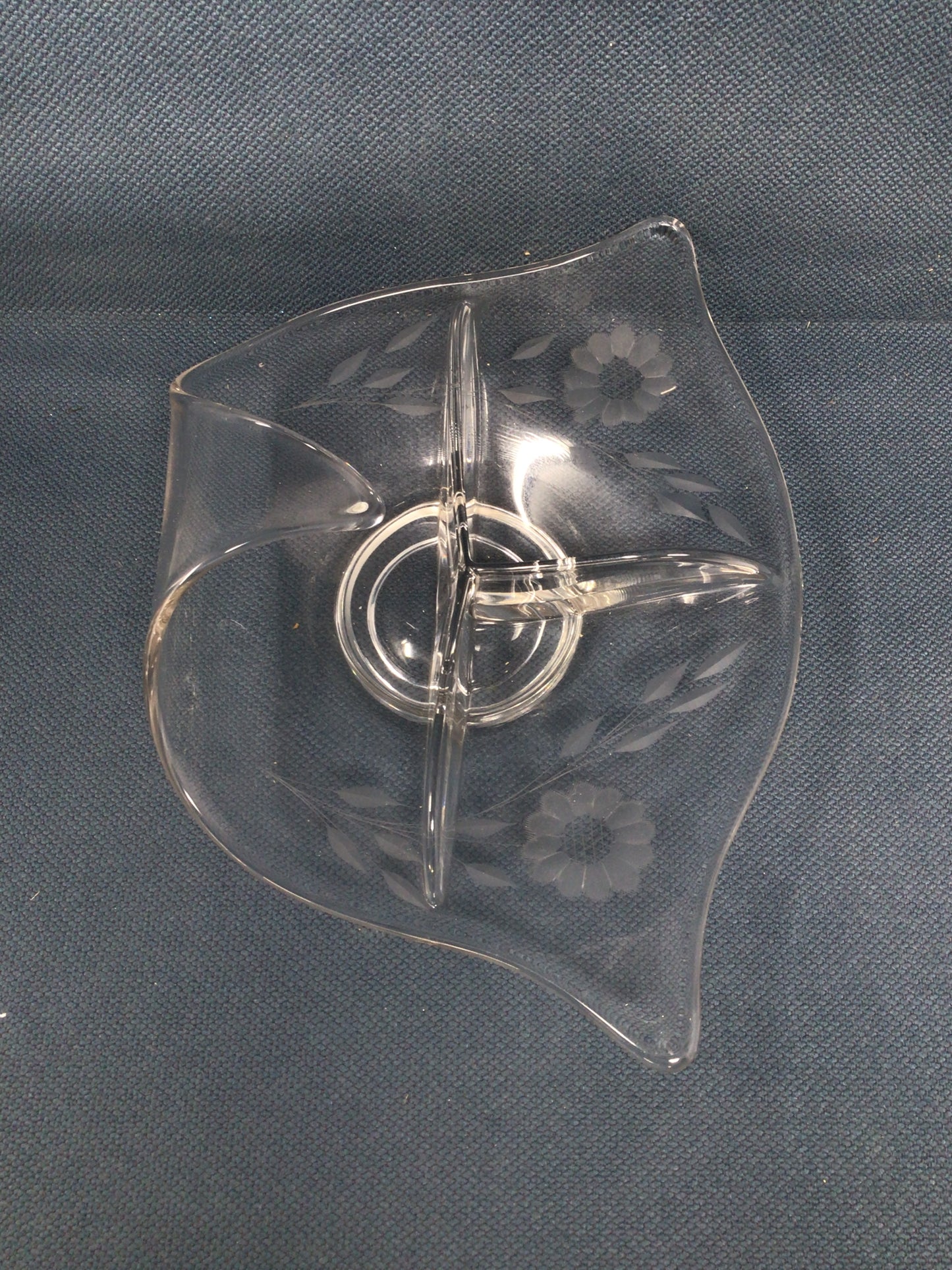 Glass Cornflower Divided Dish